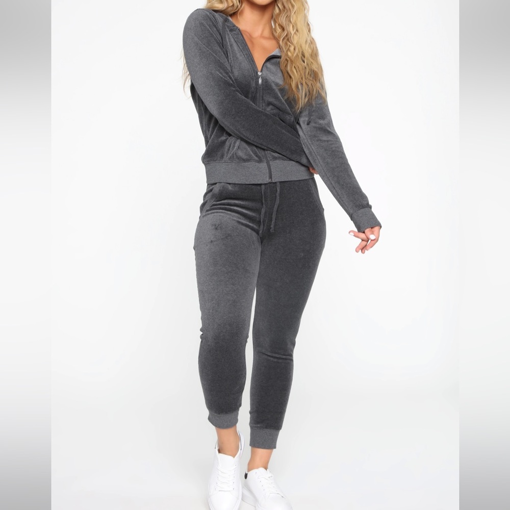 Fashion Nova The Original Trendsetter Velour Set.